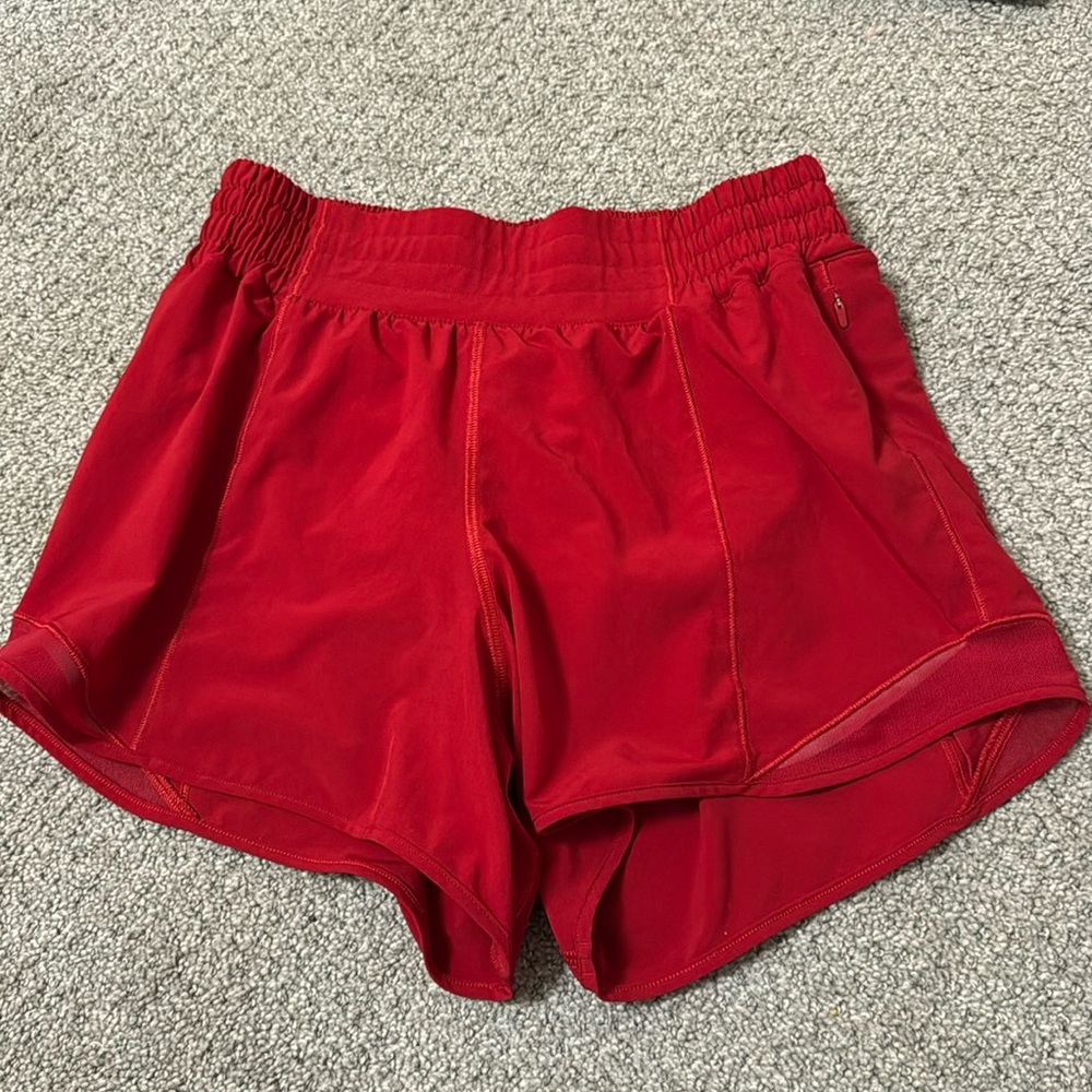 Lululemon Hotty Hot Lined Short 4” short